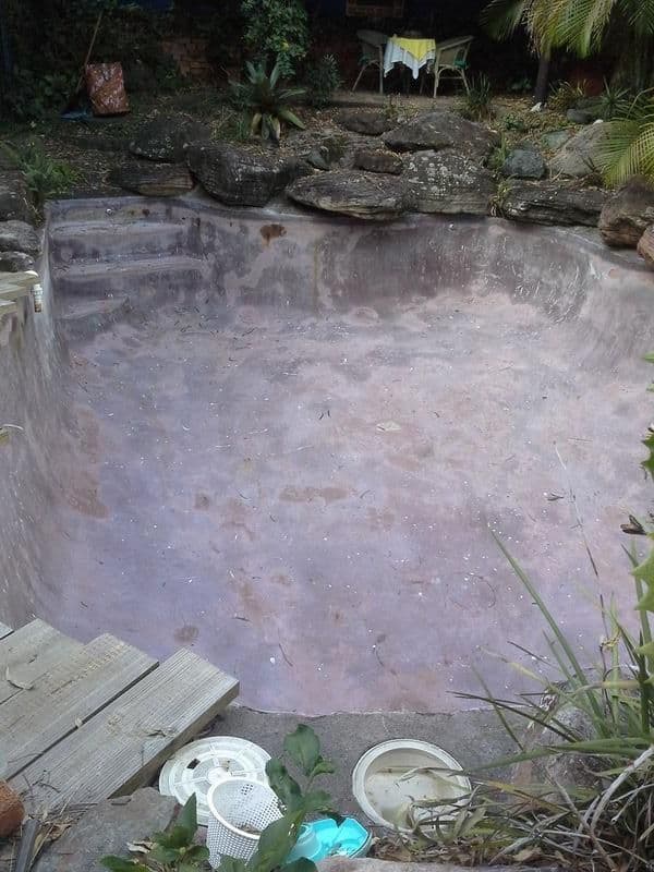 Pool before renovation  -  Hooper project